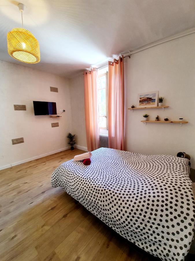 Ferienwohnung Studio Renove De 20 M2 Pour Deux Personnes Blaye-Les-Mines Exterior foto